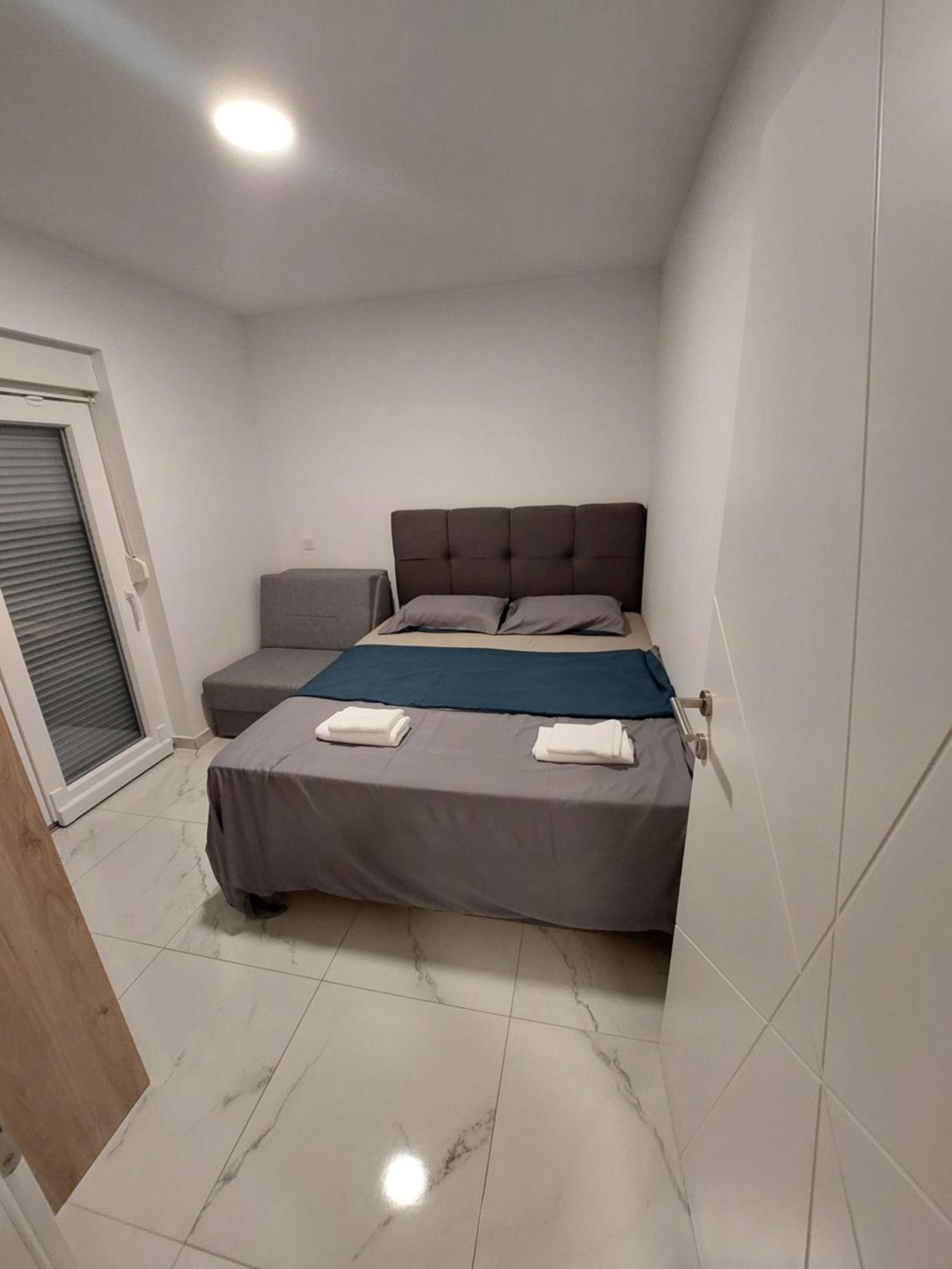 Apartmani Anastasia With Pool, Novalja Zewnętrze zdjęcie